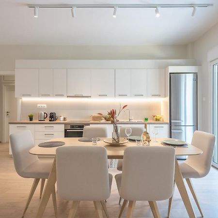 Stylish 2Bdr Apt By Acropolis Athens Exterior photo