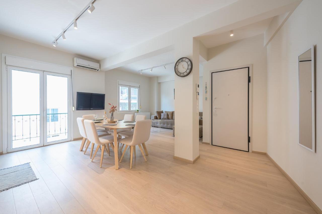 Stylish 2Bdr Apt By Acropolis Athens Exterior photo